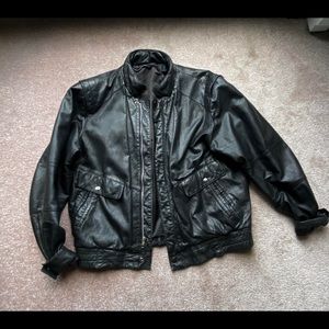 Vintage cropped black leather jacket